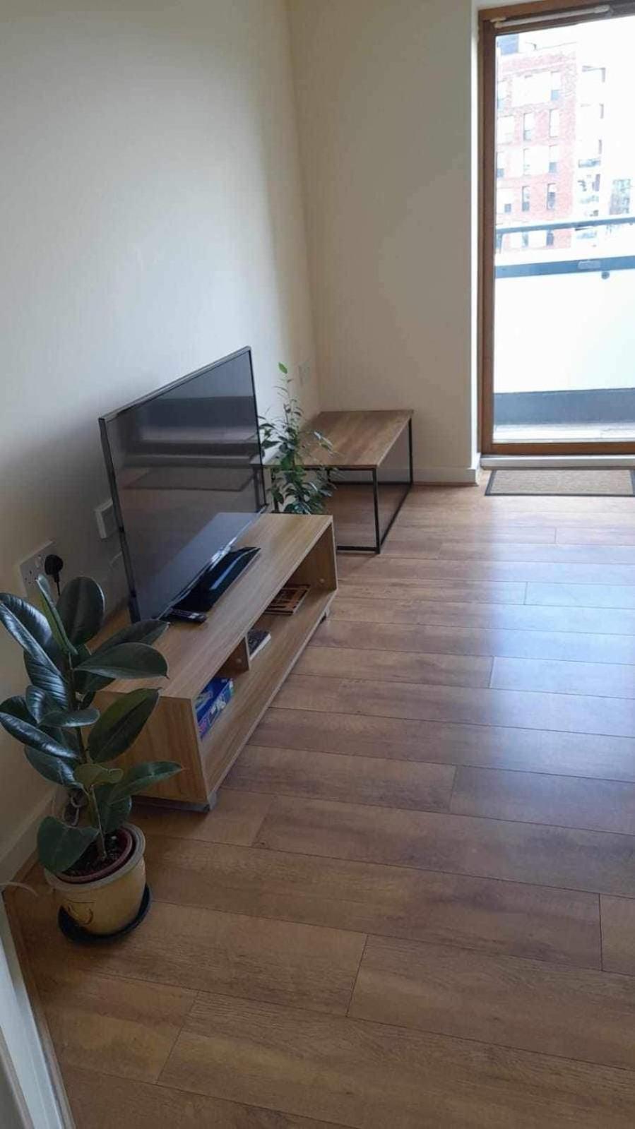 One Bedroom With Great City Views 런던 외부 사진