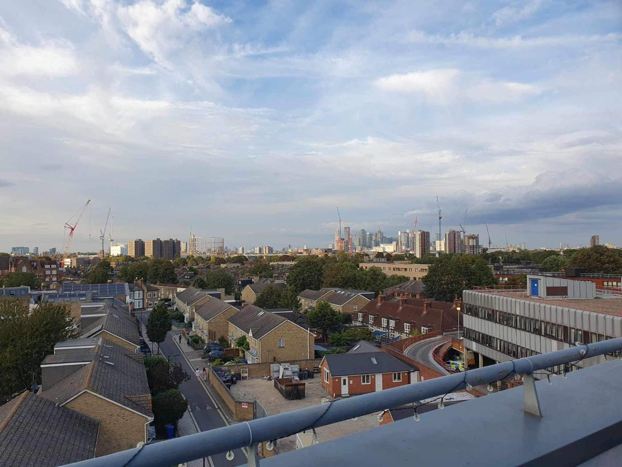 One Bedroom With Great City Views 런던 외부 사진
